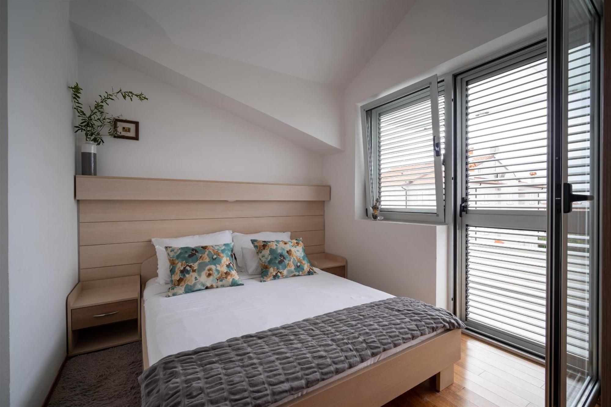 Apartments Valbruna 罗维尼 外观 照片