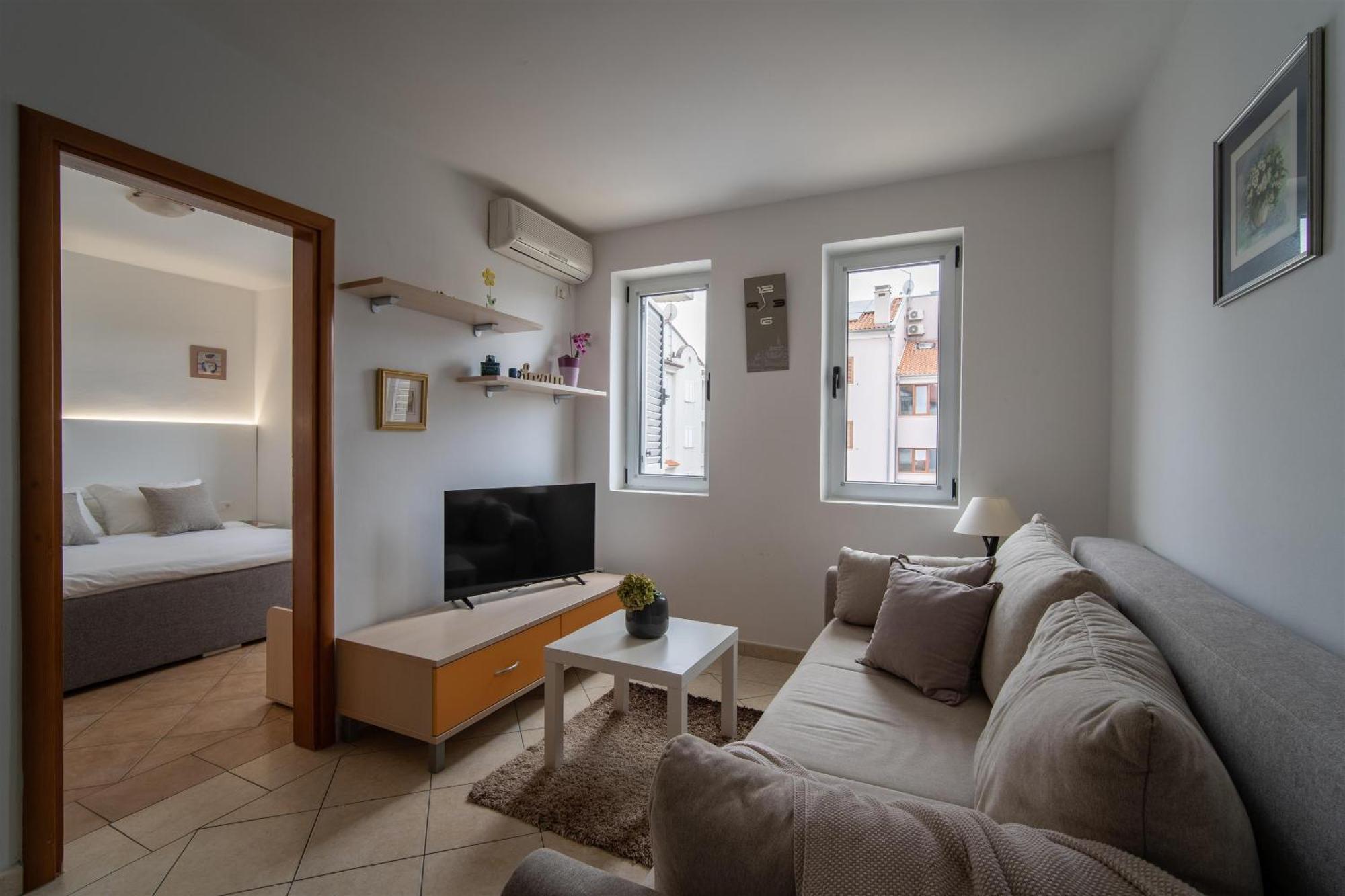 Apartments Valbruna 罗维尼 外观 照片