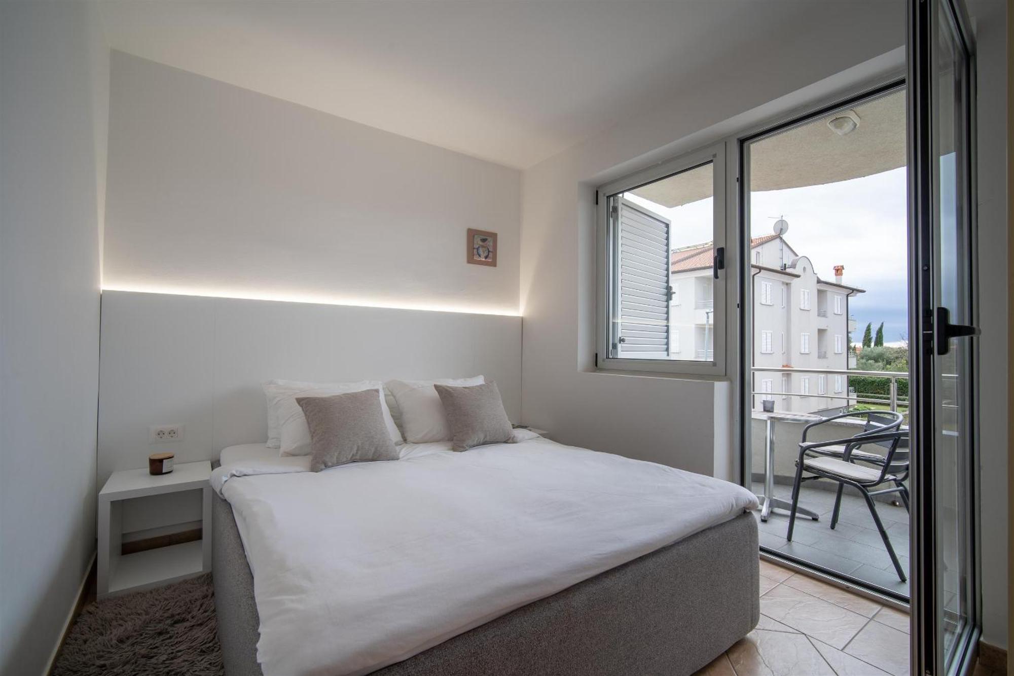 Apartments Valbruna 罗维尼 外观 照片