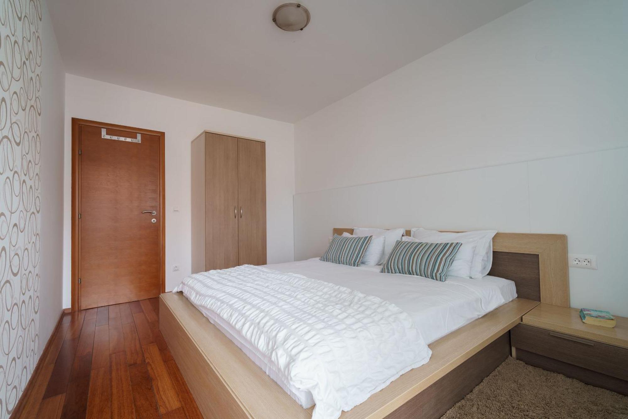 Apartments Valbruna 罗维尼 外观 照片