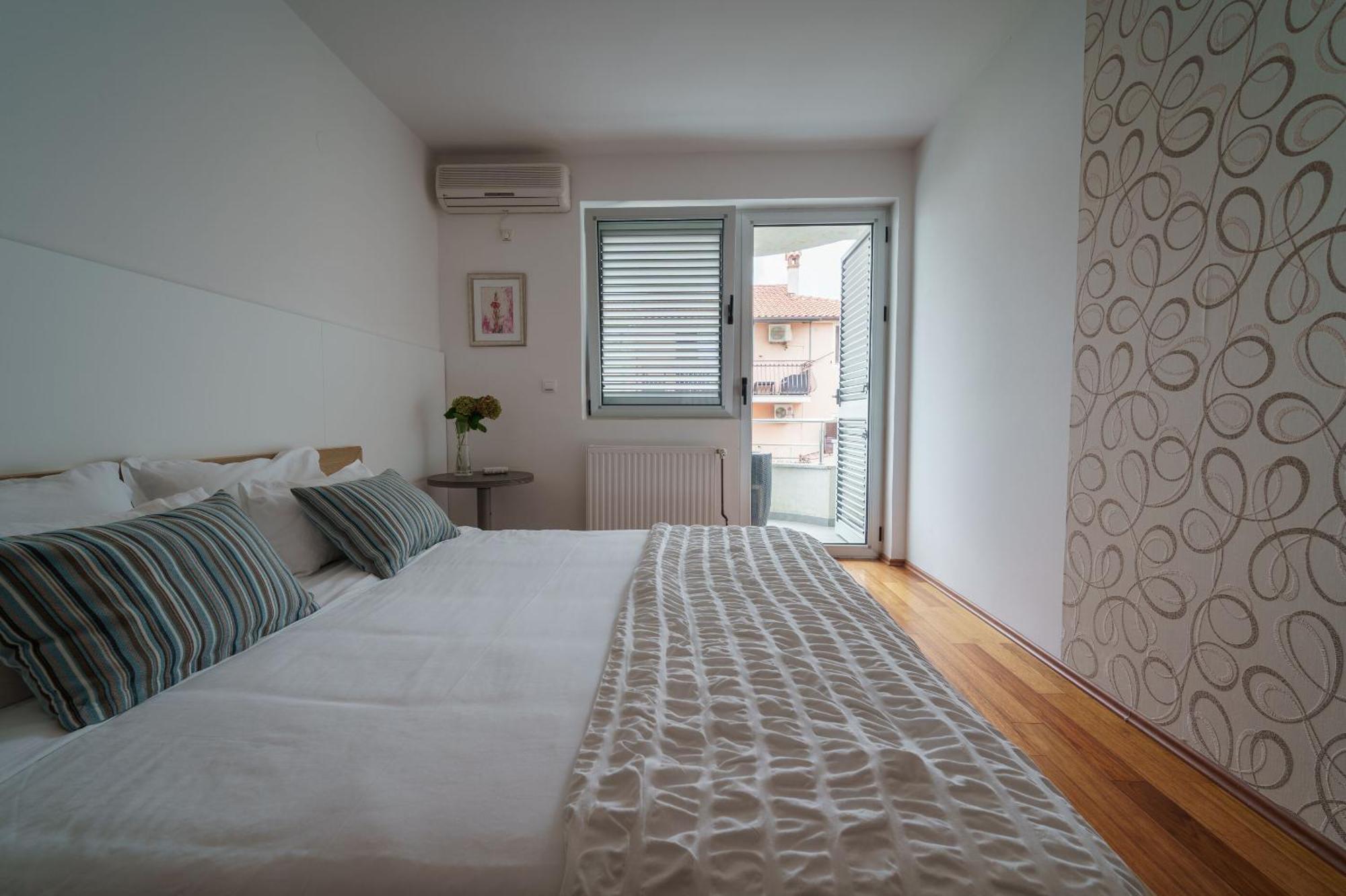 Apartments Valbruna 罗维尼 外观 照片