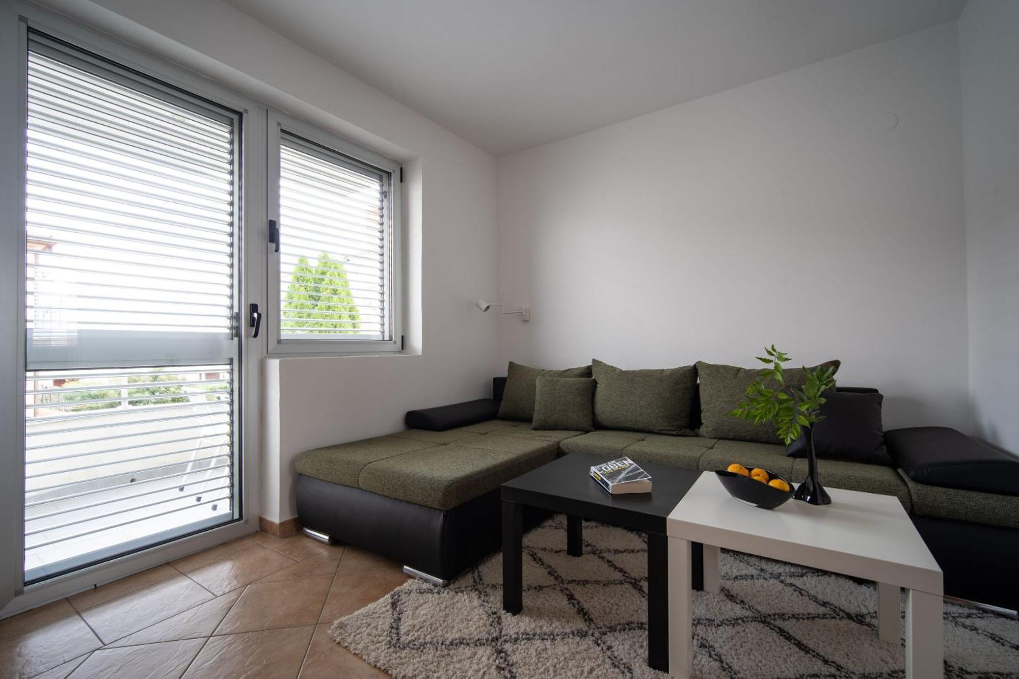 Apartments Valbruna 罗维尼 外观 照片