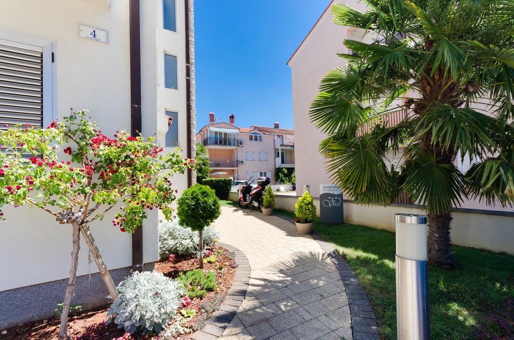Apartments Valbruna 罗维尼 外观 照片