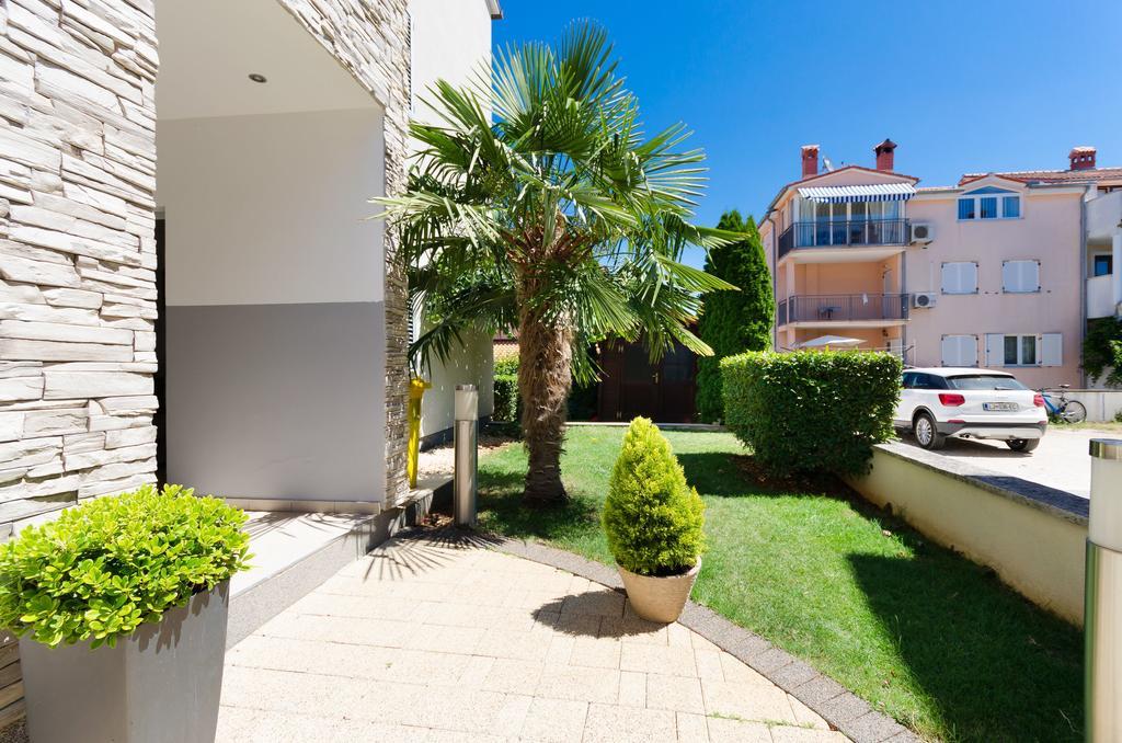 Apartments Valbruna 罗维尼 外观 照片