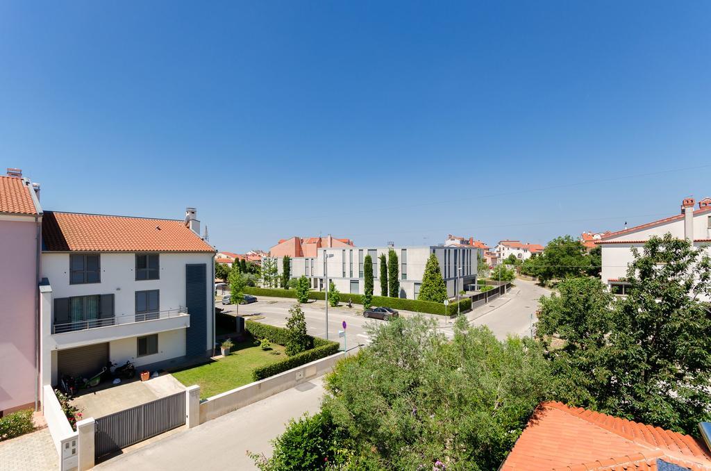 Apartments Valbruna 罗维尼 外观 照片